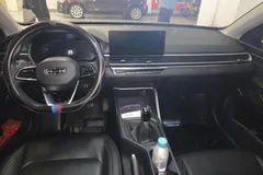 2022 Geely Emgrand 4th Gen 1.5L MT Elite — фото 14