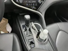 2023 Toyota Camry 2.0GVP Leading, белый — фото 13