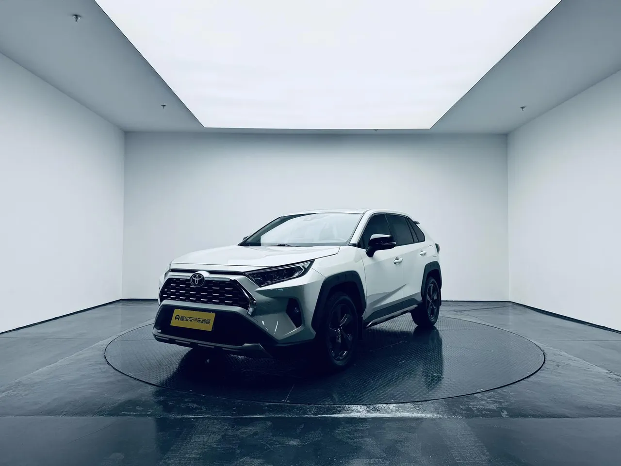 2022 Toyota RAV4 2.0L CVT 4WD Fashion Plus