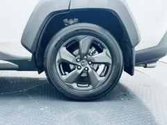 2022 Toyota RAV4 2.0L CVT 4WD Fashion Plus, белый — фото 16