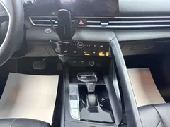 2022 Hyundai Elantra 1.5L CVT LUX Black Knight Limited Edition — фото 11