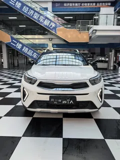2021 Kia Yipao 1.4L CVT Sunroof, белый — фото 2