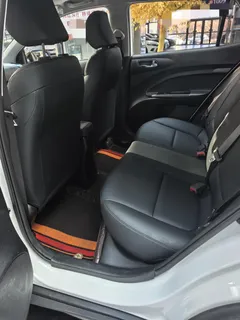 2021 Kia Yipao 1.4L CVT Sunroof, белый — фото 10