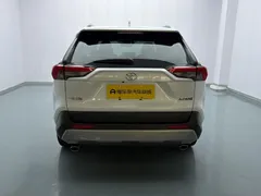 2023 Toyota RAV4 2.0L CVT 2WD Fashion Plus, белый — фото 6