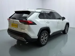 2023 Toyota RAV4 2.0L CVT 2WD Fashion Plus, белый — фото 7