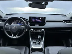 2023 Toyota RAV4 2.0L CVT 2WD Fashion Plus, белый — фото 9