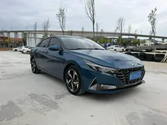 2021 Hyundai Elantra 1.5L CVT TOP Flagship, синий — фото 3