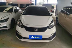 2021 Honda Fit 1.5L CVT, белый — фото 3
