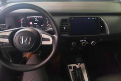2021 Honda Fit 1.5L CVT, белый — фото 13