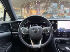 2023 Lexus NX 260 2WD, белый — фото 11