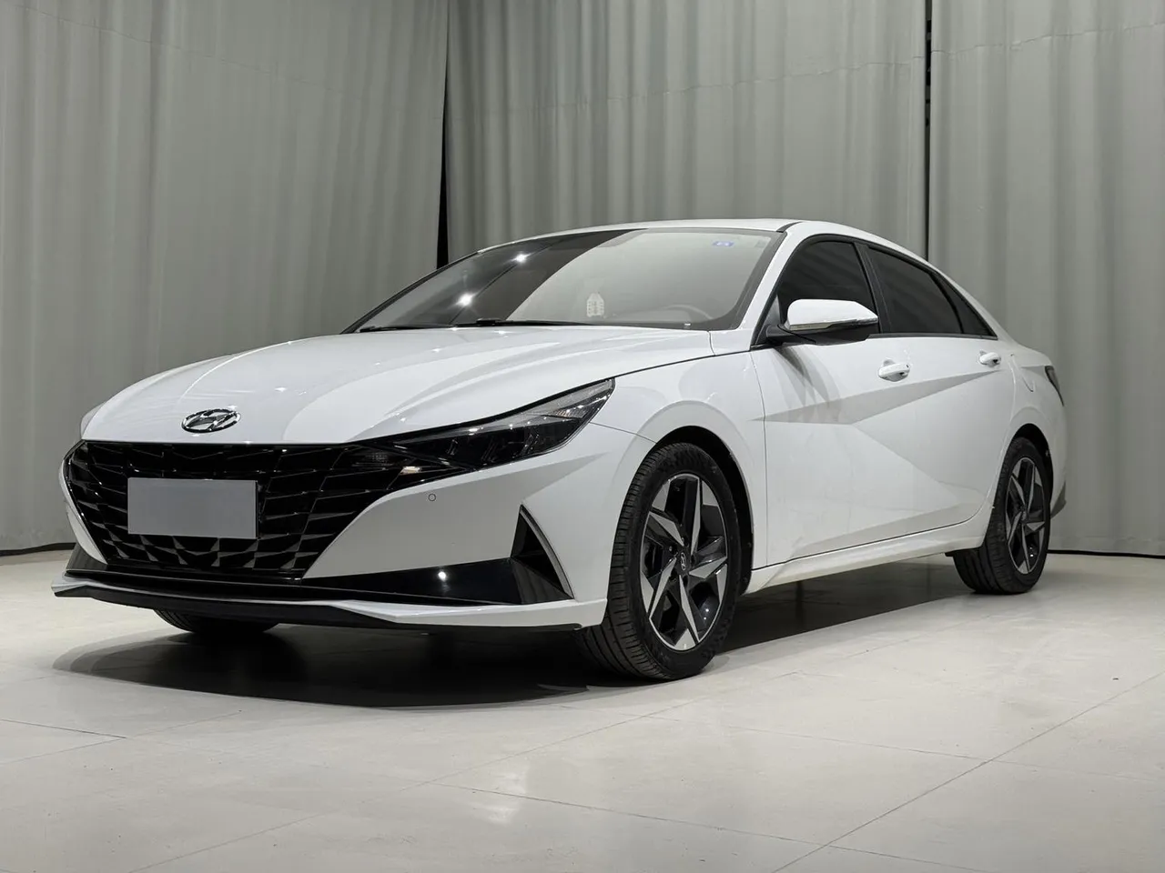 2022 Hyundai Elantra 1.5L CVT GLX Elite