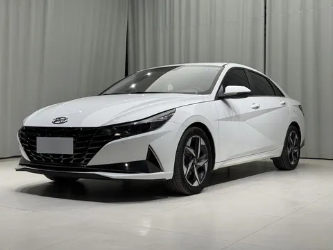 2022 Hyundai Elantra 1.5L CVT GLX Elite