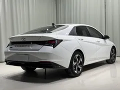 2022 Hyundai Elantra 1.5L CVT GLX Elite, белый — фото 9