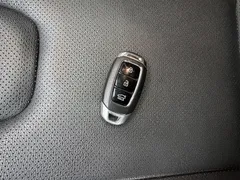 2023 Hyundai Elantra 1.5L CVT LUX Premium, белый — фото 18