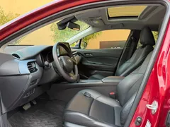 2022 Toyota IZOA 2.0L Sport, красный — фото 6