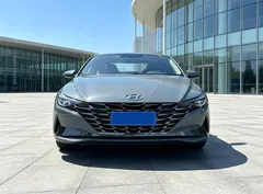 2022 Hyundai Elantra 1.5L CVT GLX Elite — фото 2