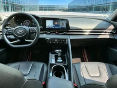2022 Hyundai Elantra 1.5L CVT GLX Elite — фото 5