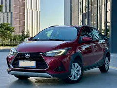 2022 Toyota Yaris L Zhixuan X 1.5L CVT Leading Plus, красный — фото 1