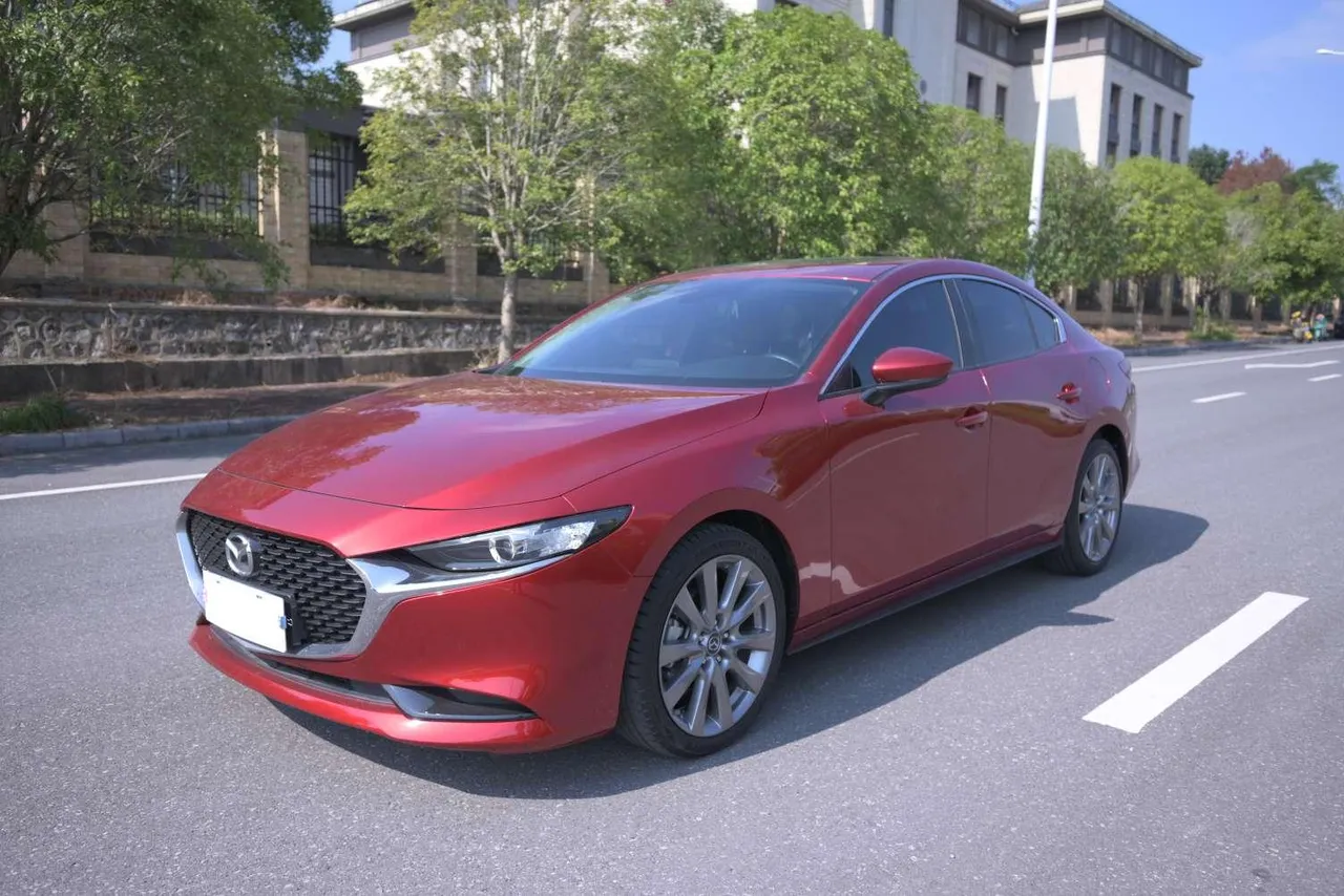 2022 Mazda Mazda3 2.0L AT