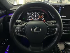 2022 Lexus ES 200 Excellence — фото 8