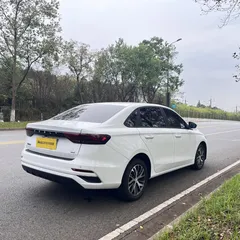 2023 Geely Emgrand 1.5L CVT Luxury Champion 4th Gen, белый — фото 4