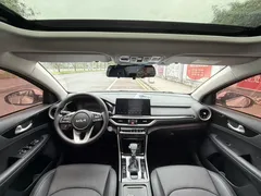 2021 Kia Cerato 1.5L CVT Fashion, белый — фото 13
