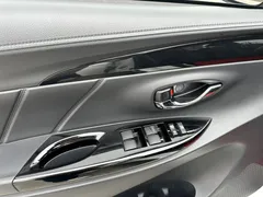 2022 Toyota Yaris L Zhixuan X 1.5L CVT Luxury Plus, белый — фото 11