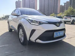 2022 Toyota C-HR 2.0L Leading, белый — фото 3