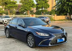 2022 Lexus ES 200 Excellence, синий — фото 3