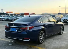 2022 Lexus ES 200 Excellence, синий — фото 6