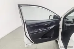 2022 Toyota Vios 1.5L CVT 20th Anniversary, белый — фото 11