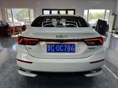 2021 Kia Cerato 1.5L CVT Fashion, белый — фото 5