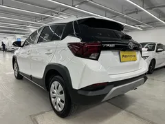 2022 Toyota Yaris L Zhixuan X 1.5L CVT Leading Plus, белый — фото 18