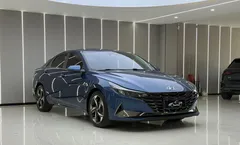 2022 Hyundai Elantra 1.5L CVT LUX Premium, синий — фото 3