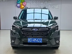 2022 Subaru Forester 2.0i AWD Luxury, зелёный — фото 2