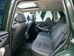 2022 Subaru Forester 2.0i AWD Luxury, зелёный — фото 8