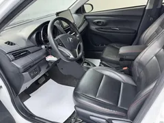 2022 Toyota Yaris L Zhixuan 1.5L CVT Luxury Plus, белый — фото 7