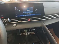 2021 Hyundai Elantra 1.5L CVT LUX Premium, синий — фото 7