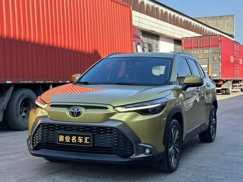 2022 Toyota Frontlander 2.0L CVT Luxury Plus