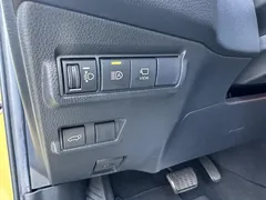 2022 Toyota Frontlander 2.0L CVT Luxury Plus, жёлтый — фото 9