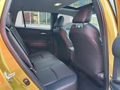 2022 Toyota Frontlander 2.0L CVT Luxury Plus, жёлтый — фото 12