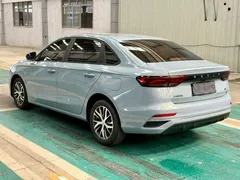 2023 Geely Emgrand 1.5L CVT Luxury Champion 4th Gen — фото 4