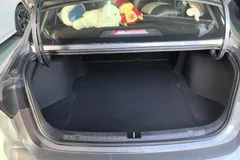 2022 Geely Emgrand 4th Gen 1.5L CVT Premium — фото 11