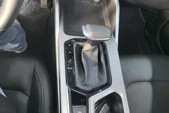 2022 Geely Emgrand 4th Gen 1.5L CVT Premium — фото 16