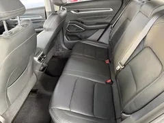 2022 Geely Emgrand 4th Gen 1.5L CVT Premium — фото 5
