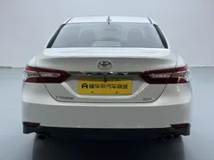 2021 Toyota Camry 2.0G Luxury, белый — фото 6
