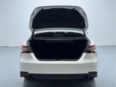 2021 Toyota Camry 2.0G Luxury, белый — фото 14