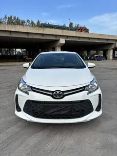2021 Toyota Vios FS 1.5L CVT, белый — фото 3