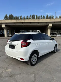 2021 Toyota Vios FS 1.5L CVT, белый — фото 6