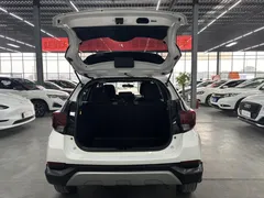 2021 Toyota Yaris L Zhixuan X 1.5L CVT Leading, белый — фото 14
